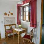 Holiday home Lamplberg Gutendorf